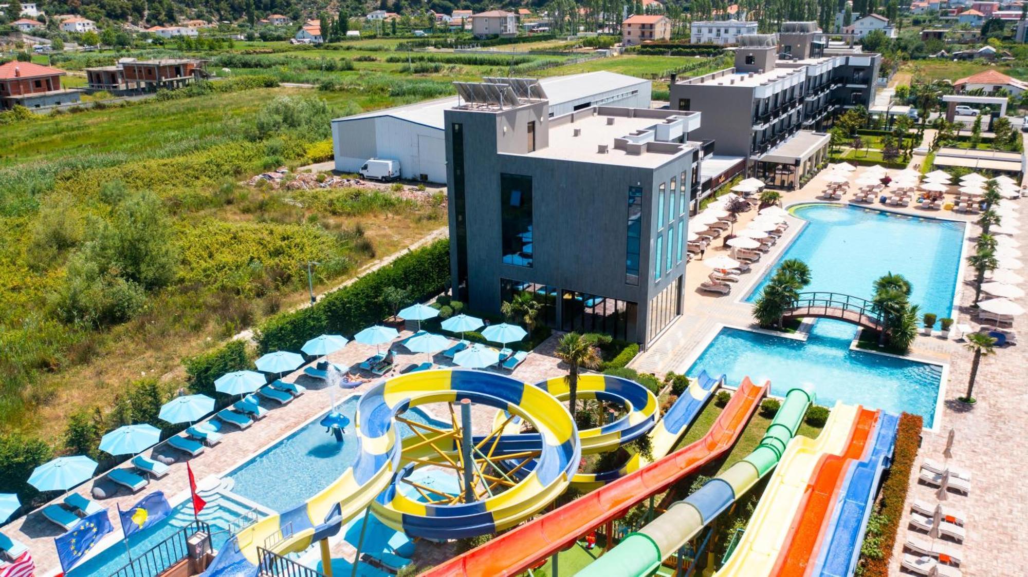 Hotel Nuevo Deluxe Shëngjin Exterior foto